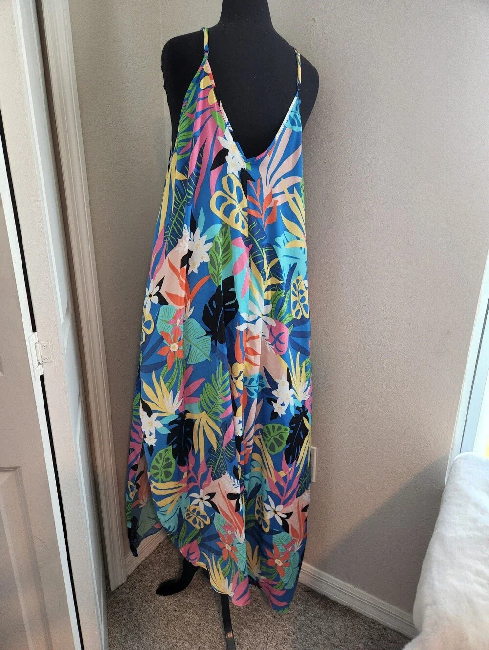 Van Winkle & Co flowy blue